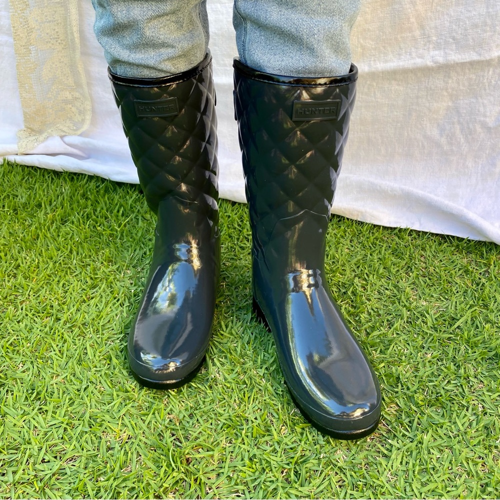 NWT Hunter Refined Gloss Quilt Adjustable Short Rainboots